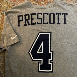 ❗️SOLD❗️Nike Dallas Cowboys Dak Prescott T-Shirt - Size L